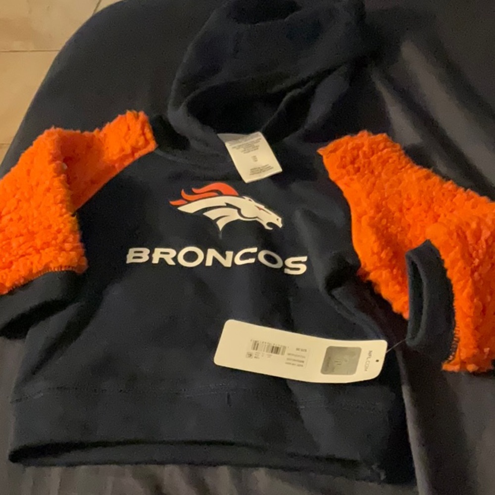 NFL Broncos kid 12month hoodie